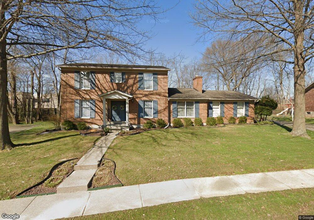 1128 Creekview Cir, New Albany, IN 47150 - photo 1