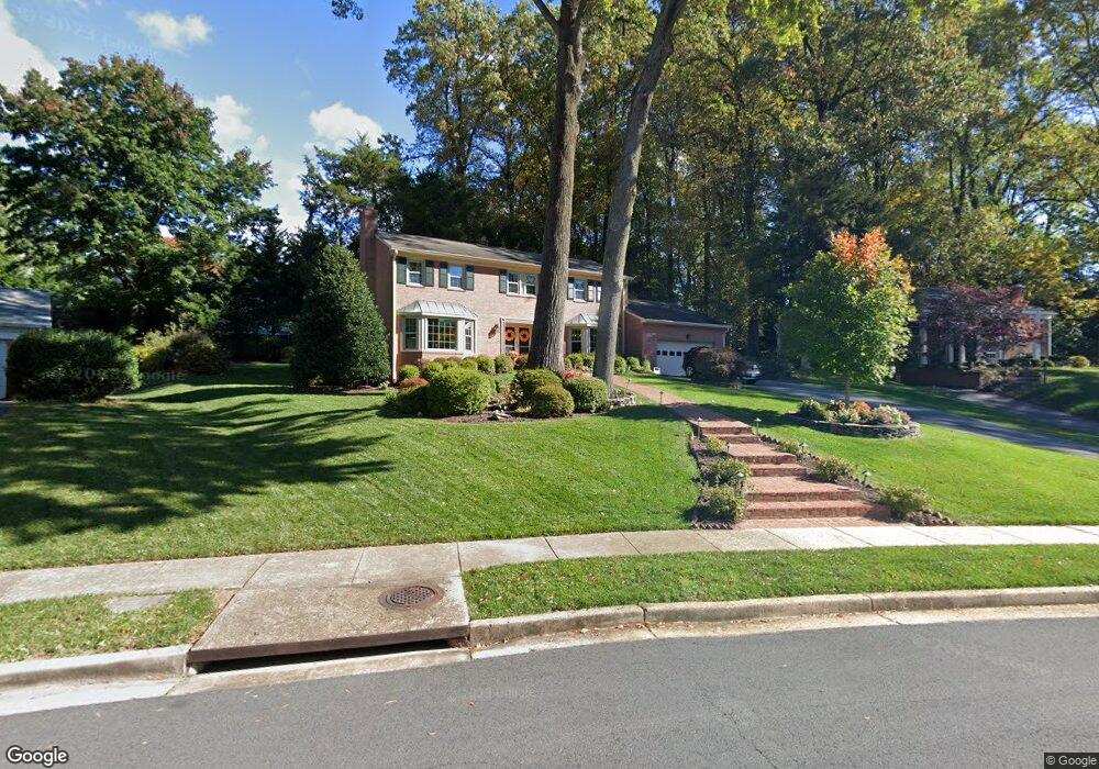 7804 Ariel Way, McLean, VA 22102 - photo 1