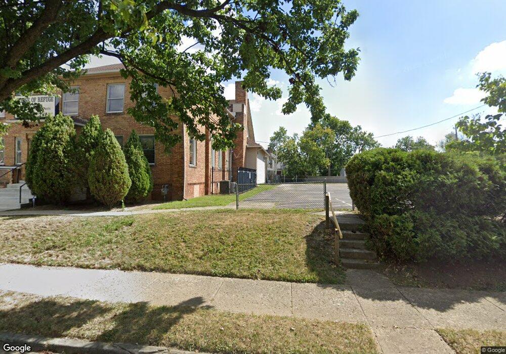 215 E Woodrow Ave, Columbus, OH 43207 - photo 1