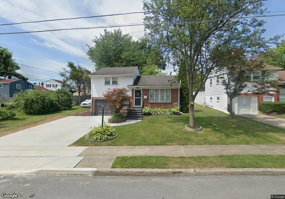 218 S Saint Lucas St unit 222, Allentown, PA 18104 - photo 1