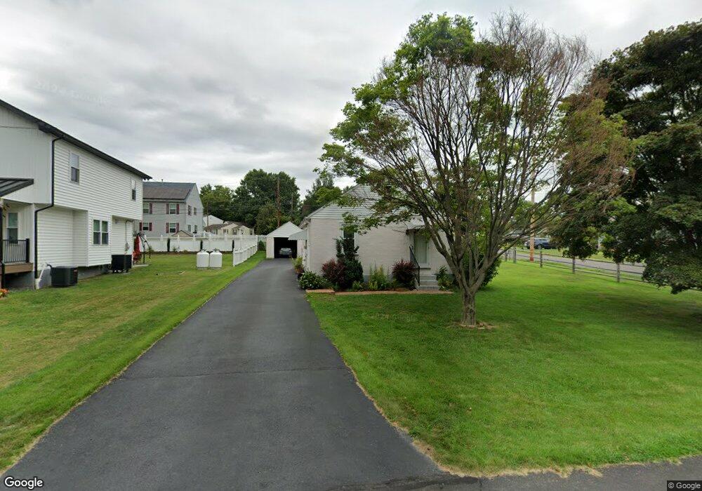 501 Maple Rd, Wallingford, PA 19086 - photo 1