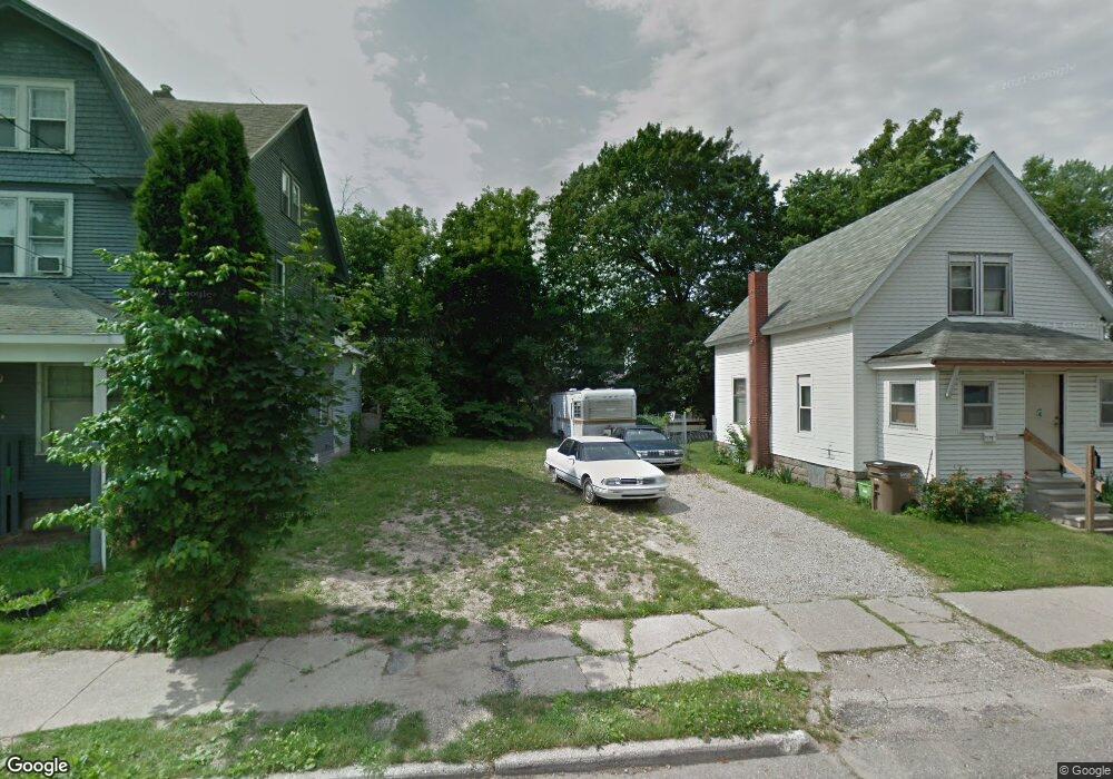 1115 Chelsea St, Lansing, MI 48915 - photo 1