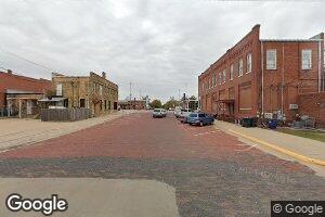 114 E 1st St, Hoisington, KS 67544