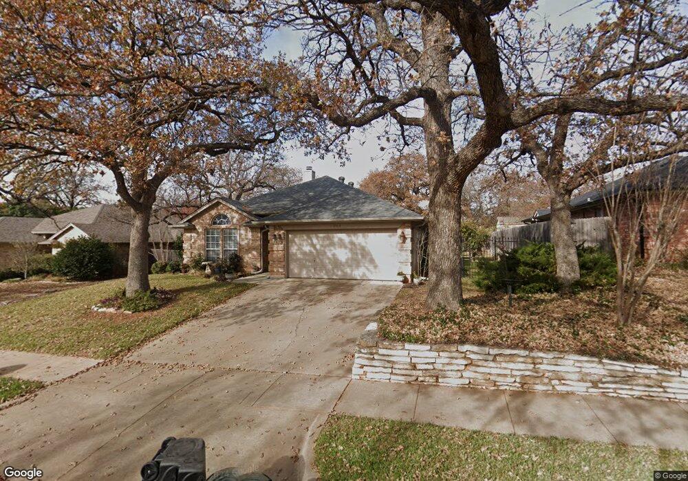 8513 Matt Dr, North Richland Hills, TX 76182 - photo 1