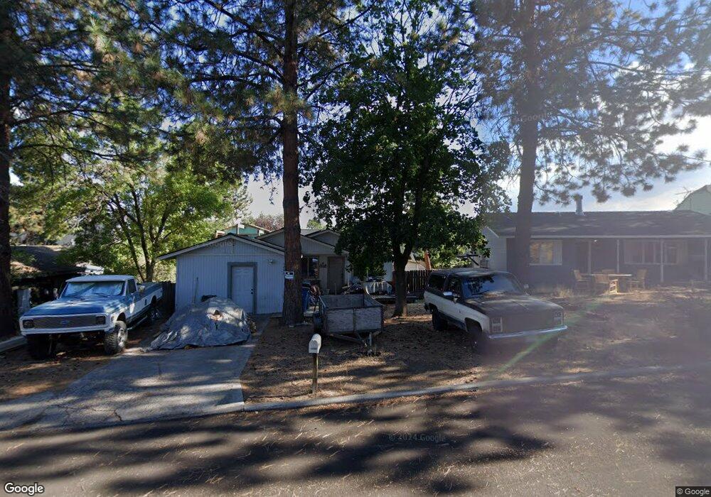 1239 NE Noe St, Bend, OR 97701 - photo 1