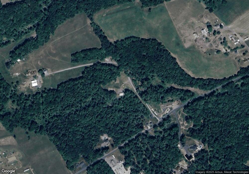 25 Snyder Ln, Hegins, PA 17938 - photo 1