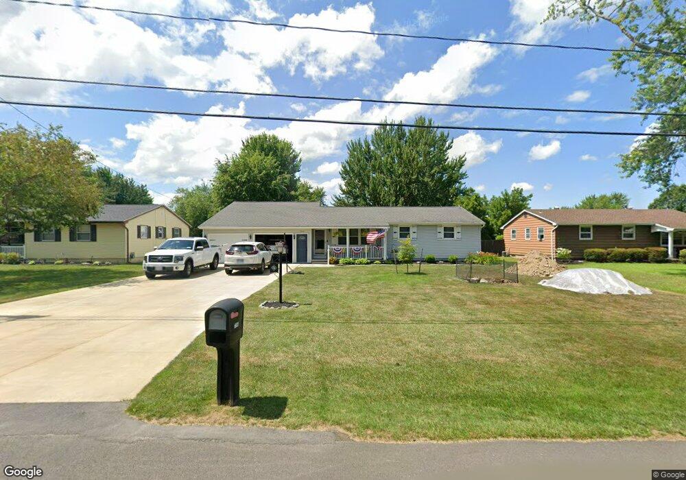 7246 Graydon Dr, North Tonawanda, NY 14120 - photo 1