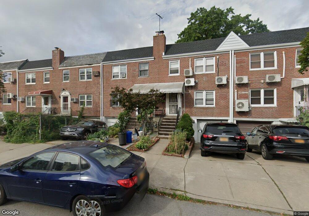 6720 198th St, Fresh Meadows, NY 11365 - photo 1