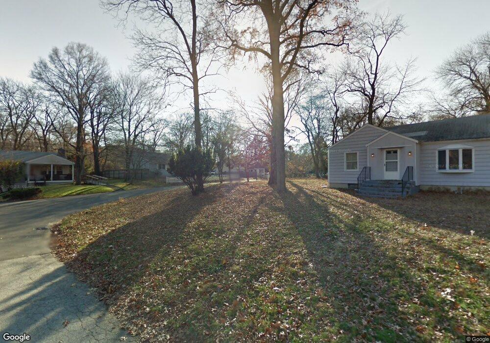 43 Hiawatha Lane Extension, Westport, CT 06880 - photo 1