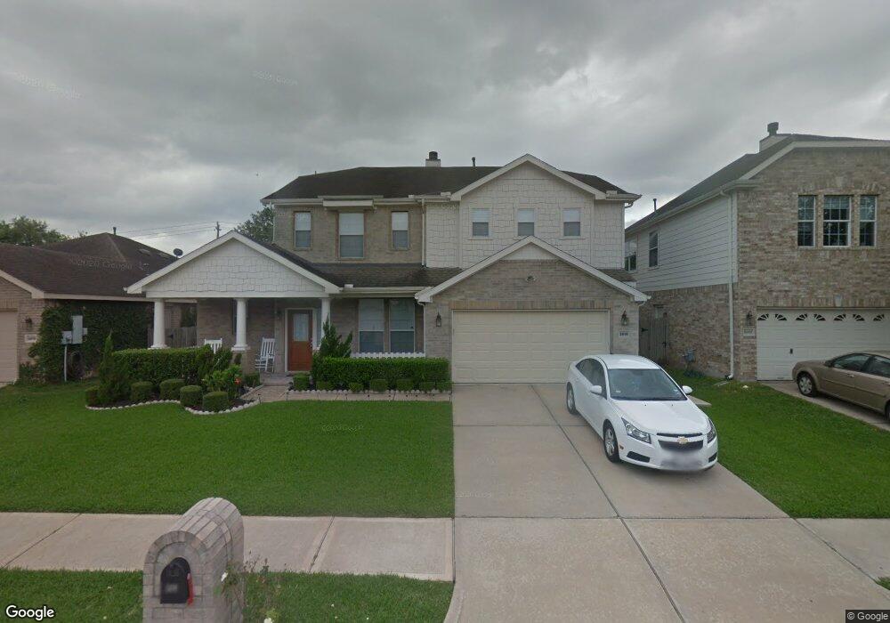 3819 Misty Falls Ln, Friendswood, TX 77546 - photo 1