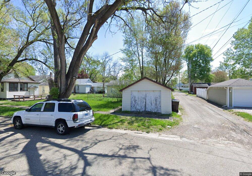 412 & 412 1/2 Pulaski St, Lincoln, IL 62656 - photo 1