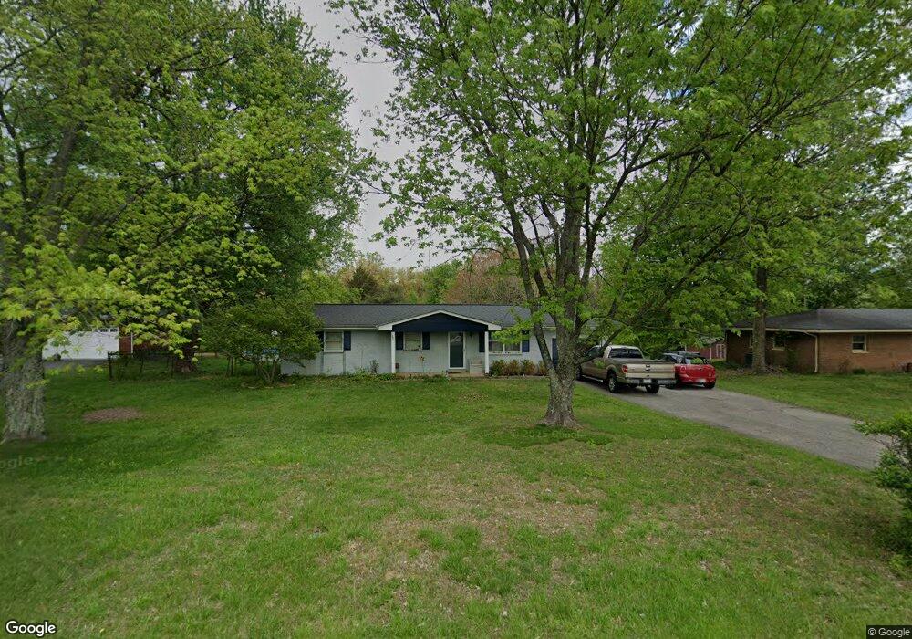 8025 N Skyline Dr, Floyds Knobs, IN 47119 - photo 1