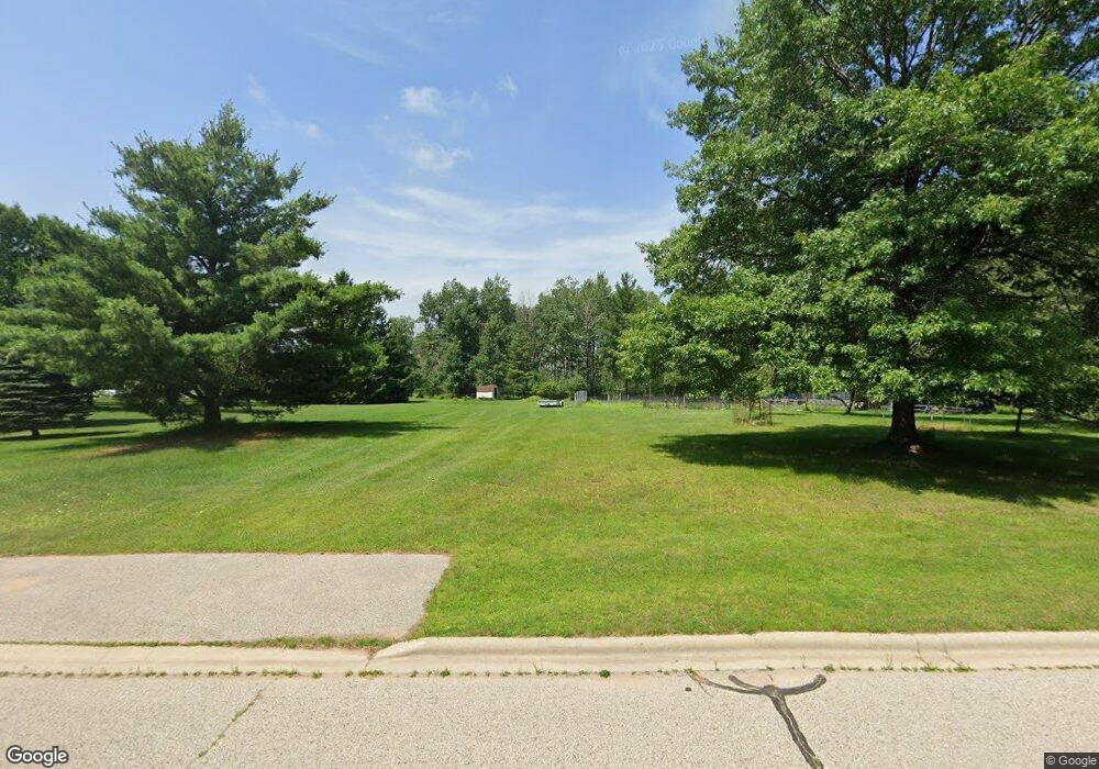 3611 22nd St, Menominee, MI 49858 - photo 1