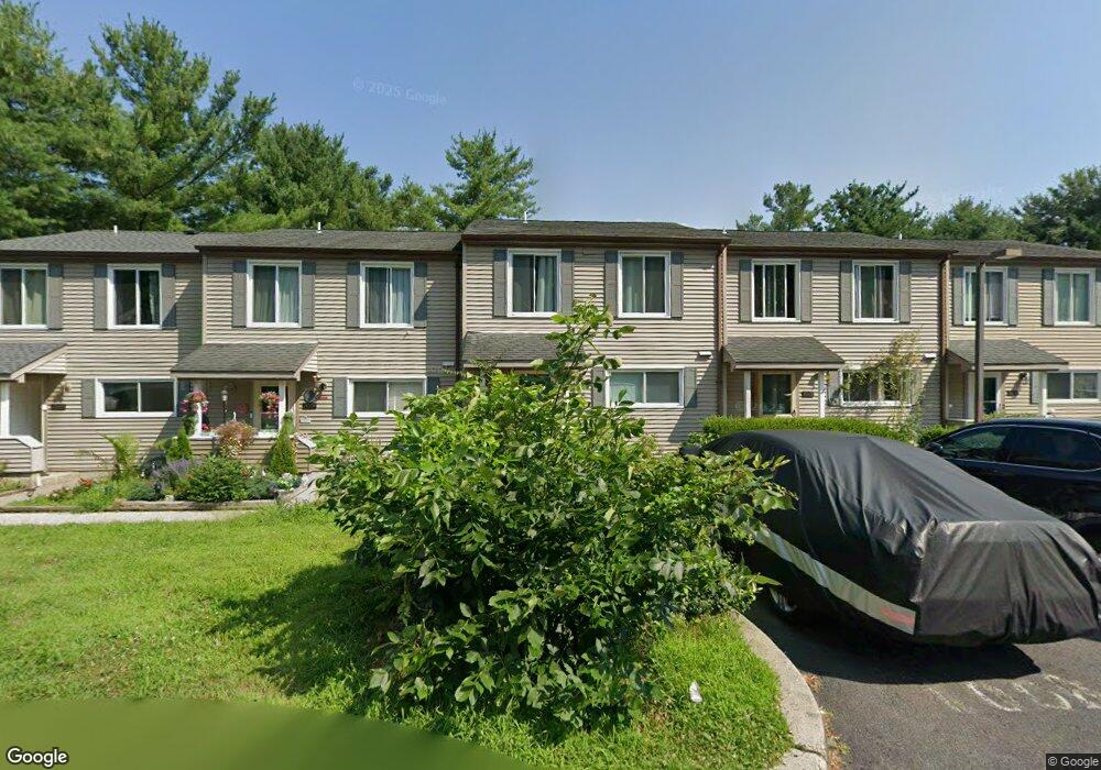 1102 Ramapo Brae Ln, Mahwah, NJ 07430 - photo 1