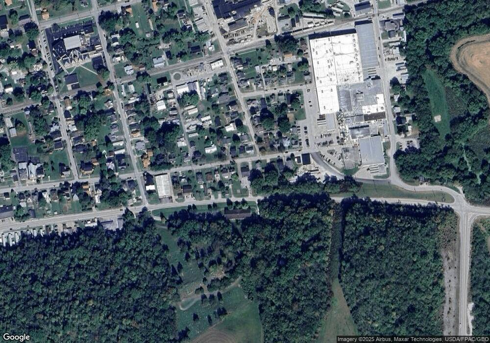 422 E 4th St, Augusta, KY 41002 - photo 1