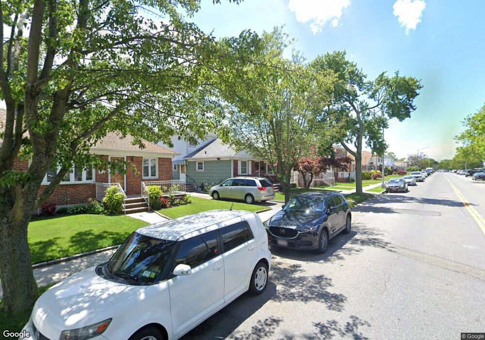 15760 20th Ave, Whitestone, NY 11357 - photo 1