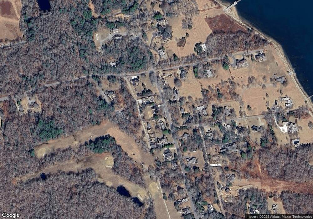 17 Nonquitt Ave, South Dartmouth, MA 02748 - photo 1