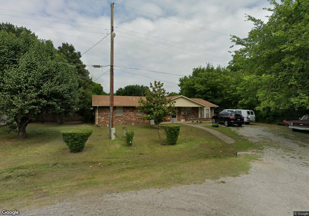 1020 F St SW, Ardmore, OK 73401 - photo 1