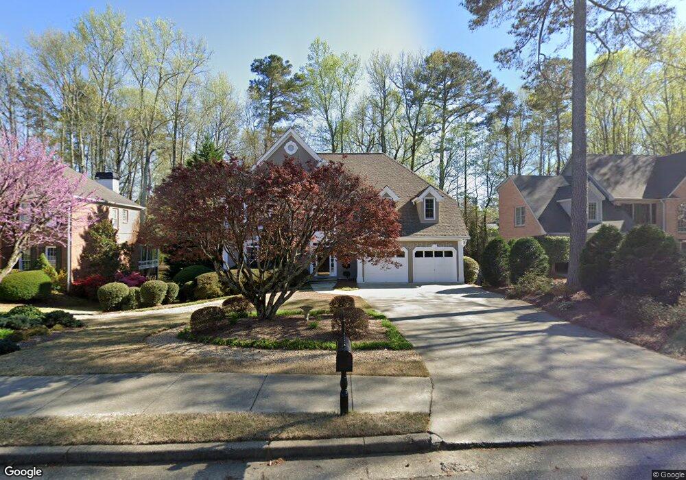 5755 Preserve Cir, Alpharetta, GA 30005 - photo 1