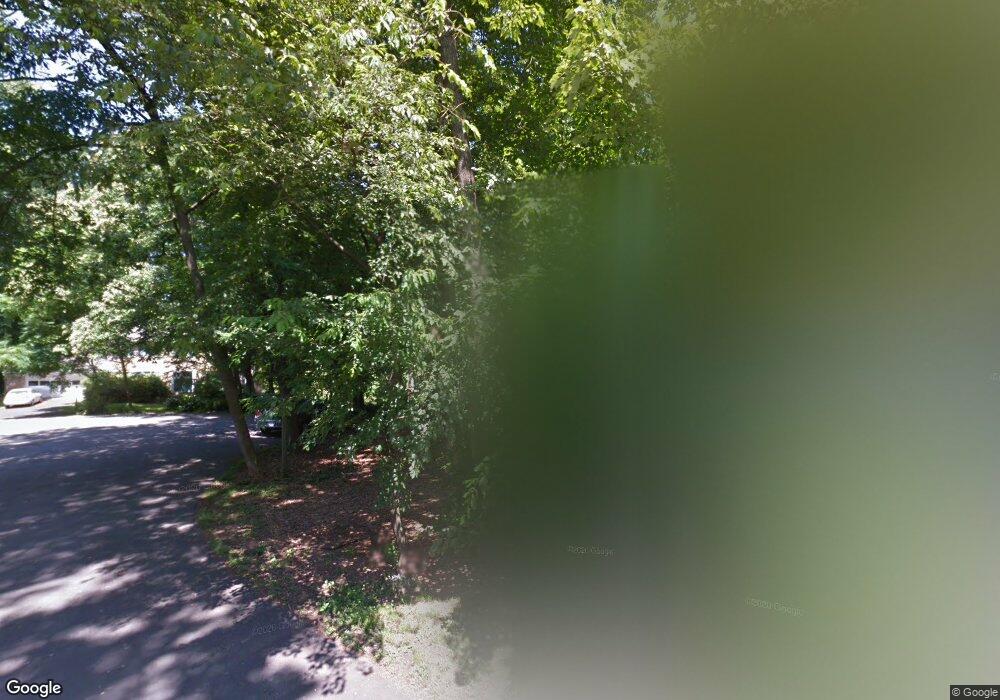 6926 Butternut Ct, McLean, VA 22101 - photo 1