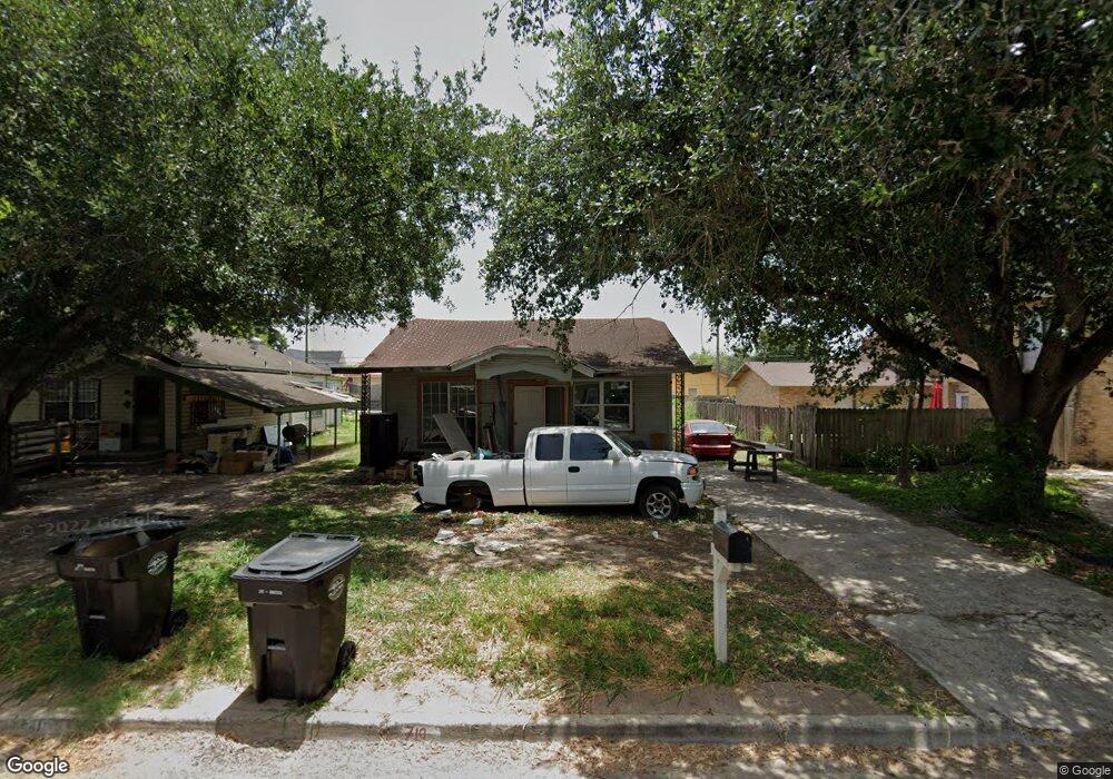 719 S Missouri Ave, Weslaco, TX 78596 - photo 1