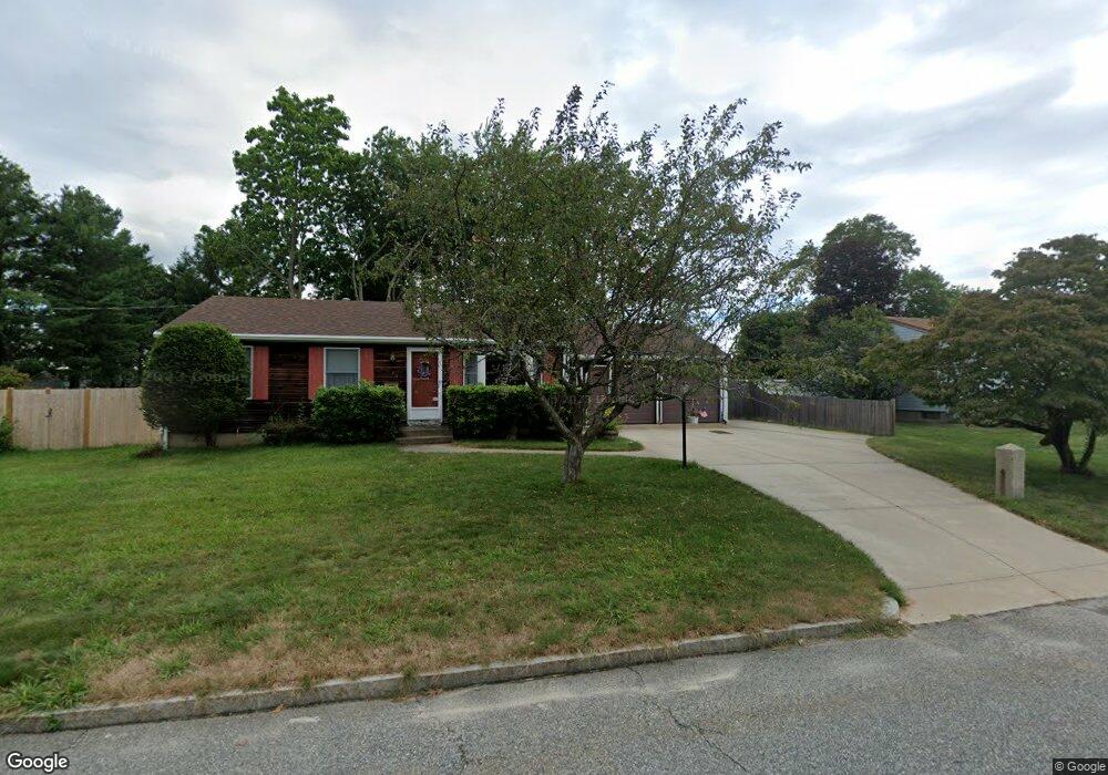 142 Woodhaven Rd, Woonsocket, RI 02895 - photo 1