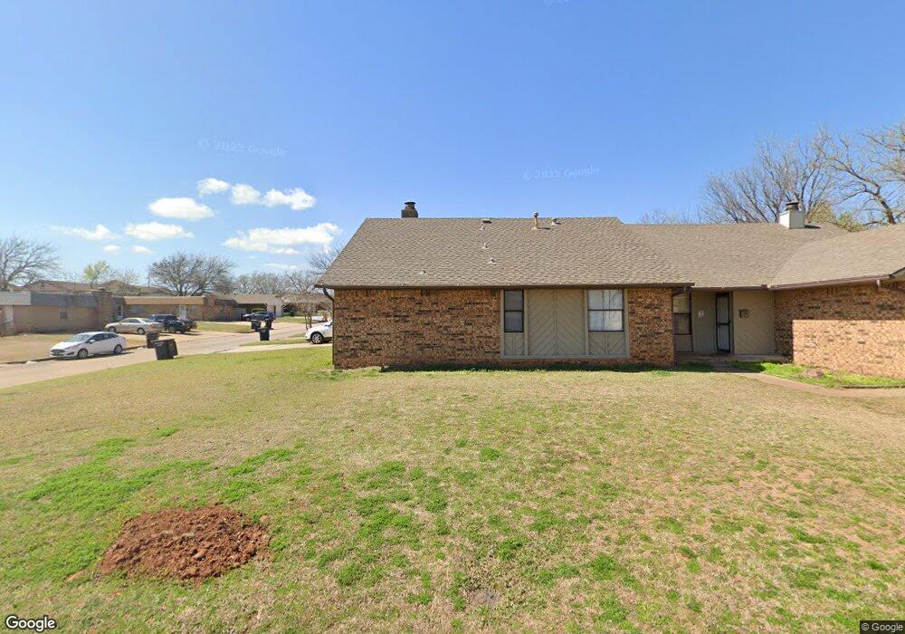 1509 Sequoyah St, Moore, OK 73160 - photo 1