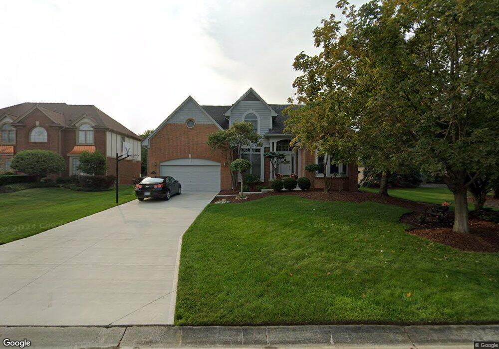 3645 Hollenshade Dr, Rochester Hills, MI 48306 - photo 1