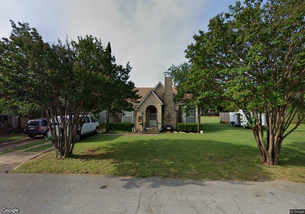 1616 W Walker St, Denison, TX 75020 - photo 1