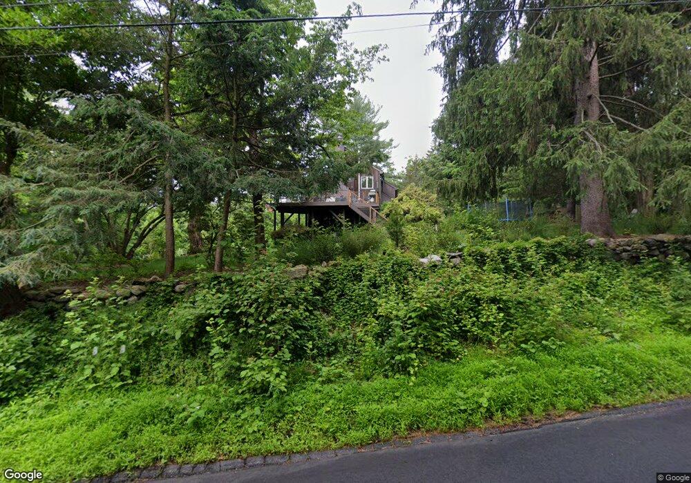 258 E Middle Patent Rd, Greenwich, CT 06831 - photo 1