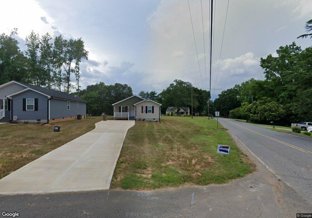 1400 Southridge St, Shelby, NC 28152 - photo 1