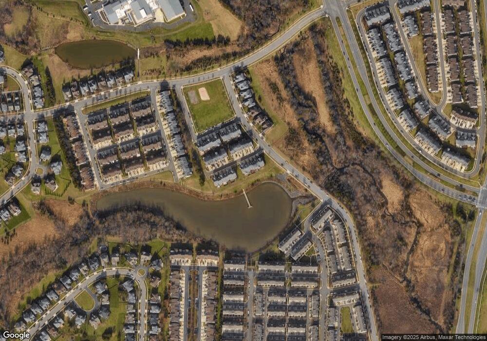 42767 Locklear Terrace, Chantilly, VA 20152 - photo 1