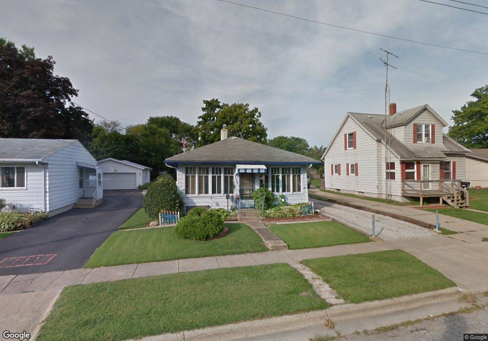 110 Warsaw St, La Porte, IN 46350 - photo 1