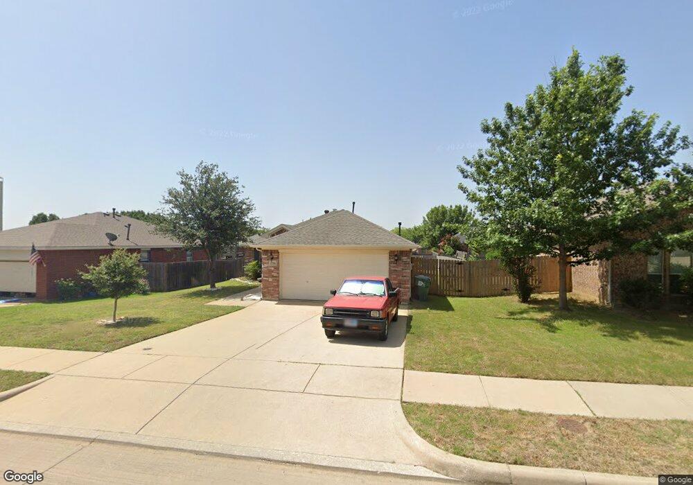2720 Hilcroft Ave, Denton, TX 76210 - photo 1