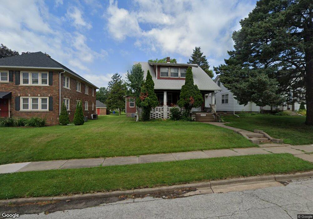 2028 Esplanade Ave, Davenport, IA 52803 - photo 1