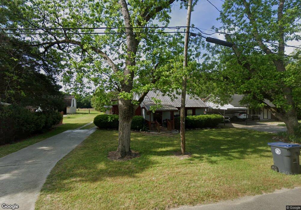 116 Grace Ave, Fitzgerald, GA 31750 - photo 1