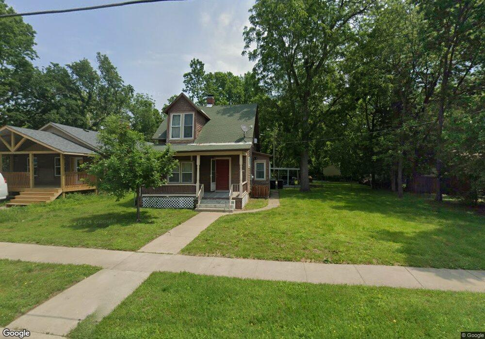 2128 SW Buchanan St, Topeka, KS 66611 - photo 1