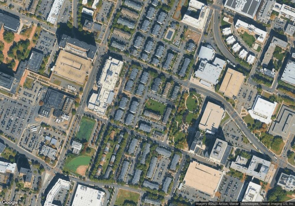 7 Krueger Ct, Newark, NJ 07103 - photo 1