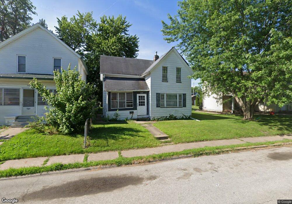 1325 W 16th St, Davenport, IA 52804 - photo 1