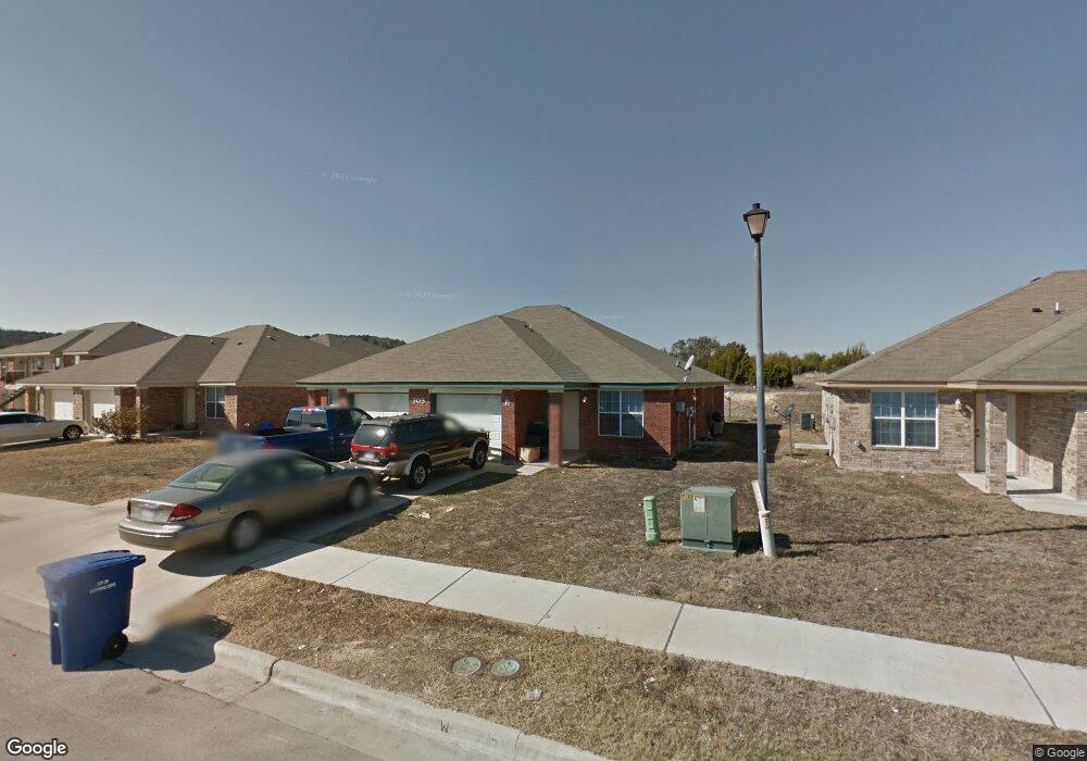 305 Bermuda unit 305, Copperas Cove, TX 76522 - photo 1