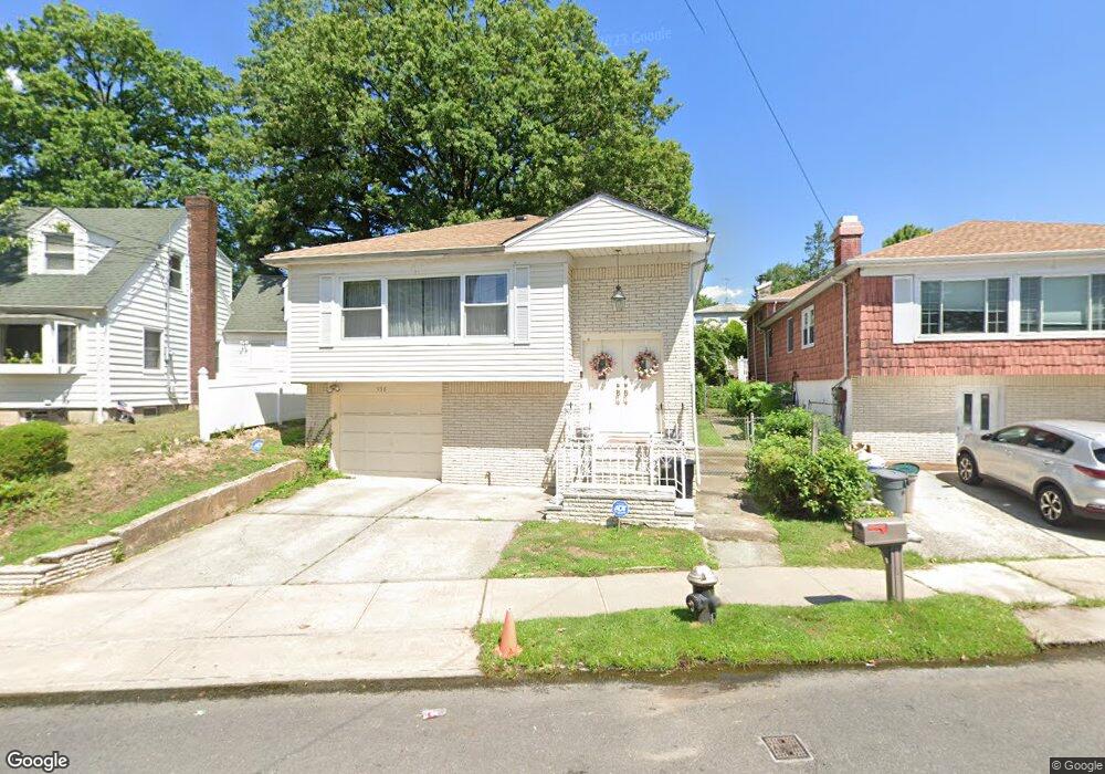 958 Bard Ave, Staten Island, NY 10301 - photo 1