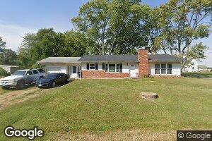 809 3rd St, Keyesport, IL 62253