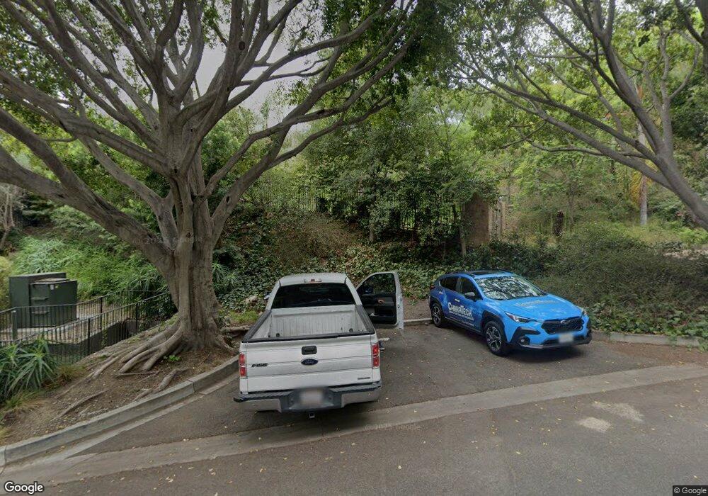 1231 Laurel Way, Beverly Hills, CA 90210 - photo 1