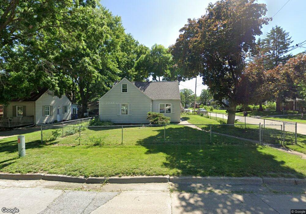 3903 11th Place, Des Moines, IA 50313 - photo 1