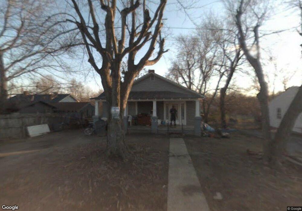 719 Craddock St, Reidsville, NC 27320 - photo 1