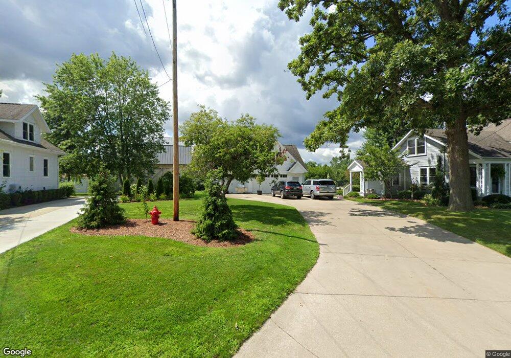 1175 W Tuscola St, Frankenmuth, MI 48734 - photo 1