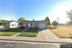 102 Maple Ave, Oakley, KS 67748