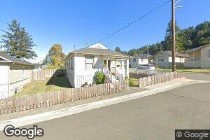 672 Fourth St, Scotia, CA 95565