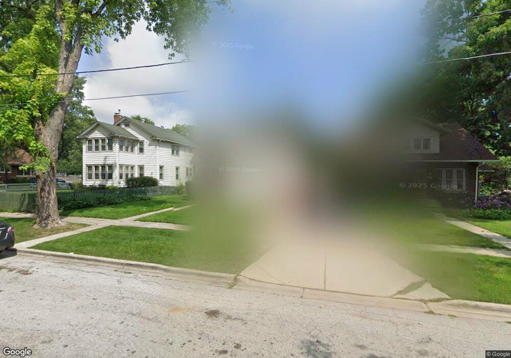 661 Garfield Ave, Aurora, IL 60506 - photo 1