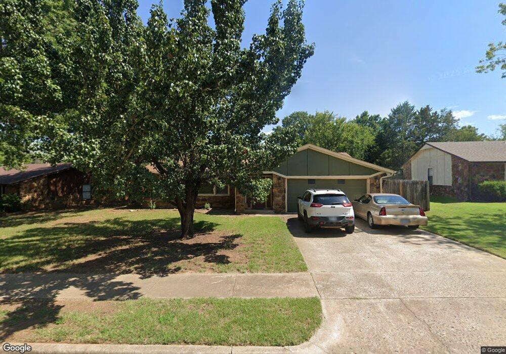 205 W Keywest St, Broken Arrow, OK 74011 - photo 1